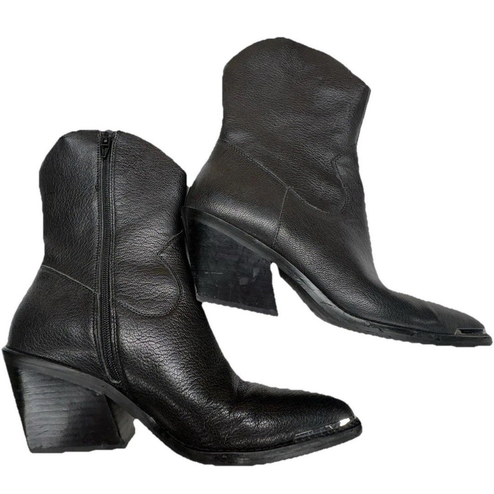 Dolce Vita Valory Black Leather Western Ankle Boots Side Zip Metal Toe Cap Sz 10